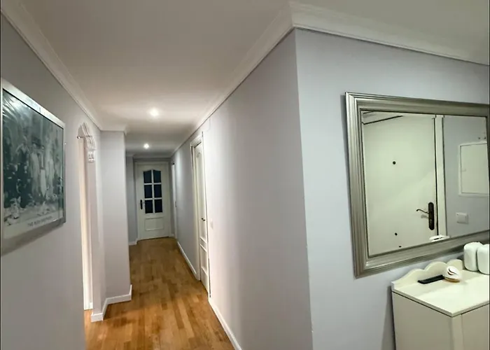 Cosy And Secure Center *