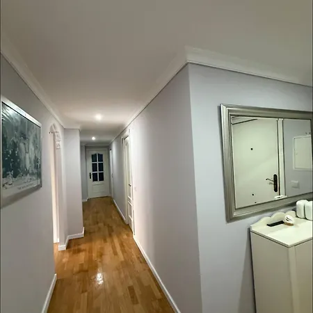 Cosy And Secure Center *